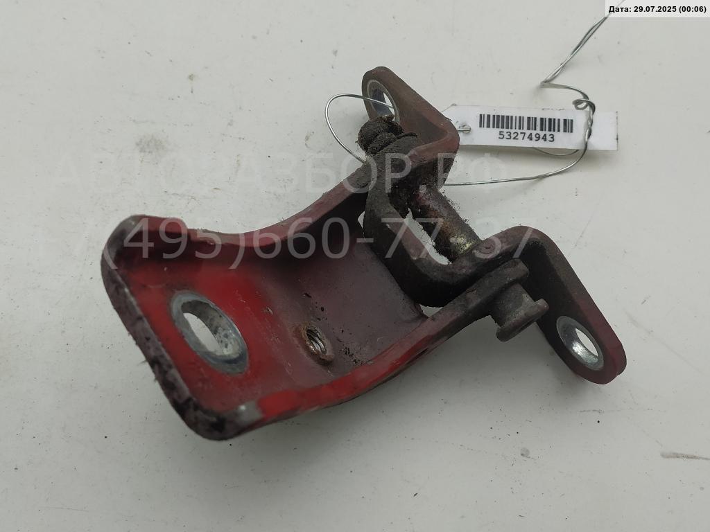 Петля двери