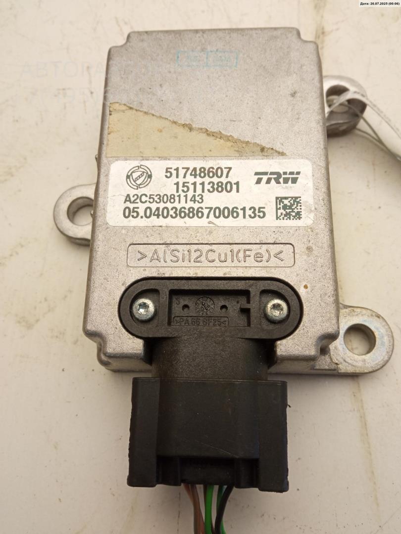 Датчик ускорения