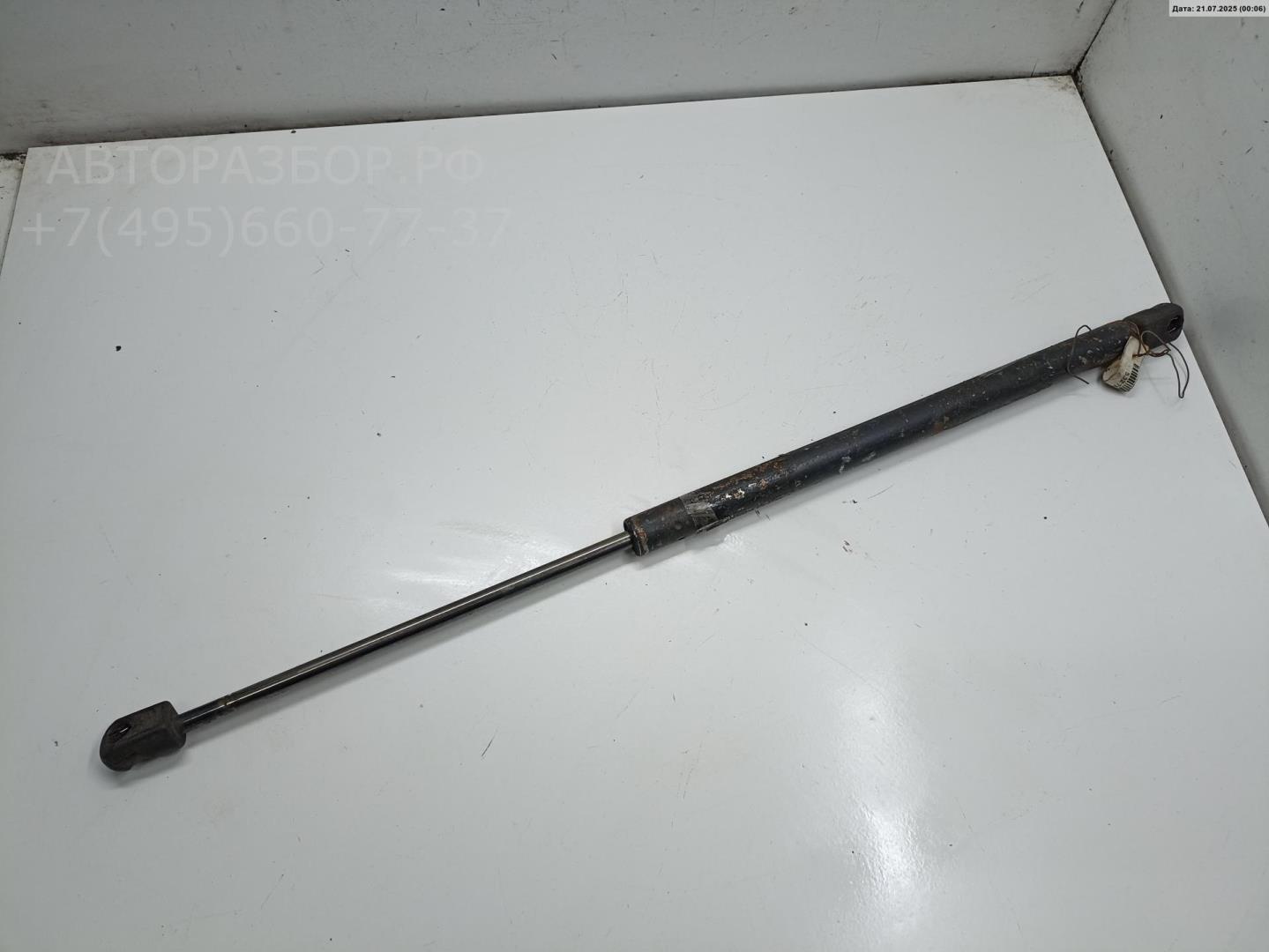 Амортизатор крышки багажника