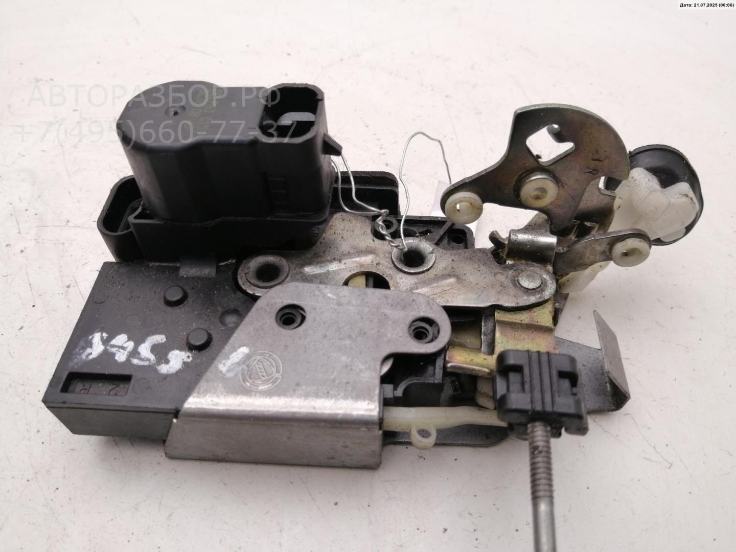 Замок двери задней правой