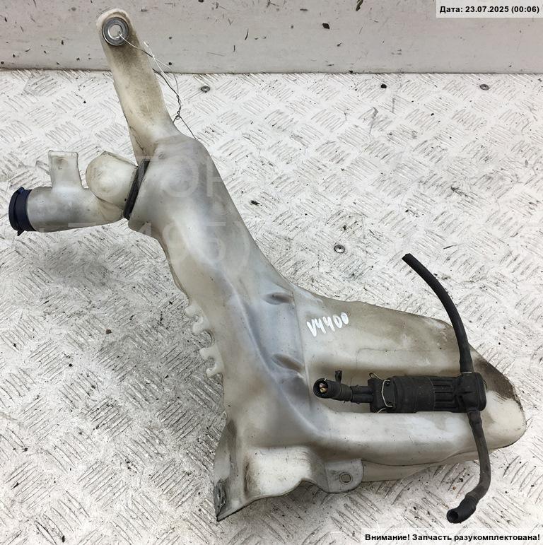 Бачок омывателя лобового стекла