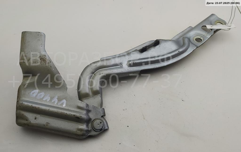 Петля капота левая