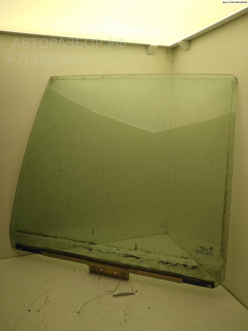 Стекло двери задней левой