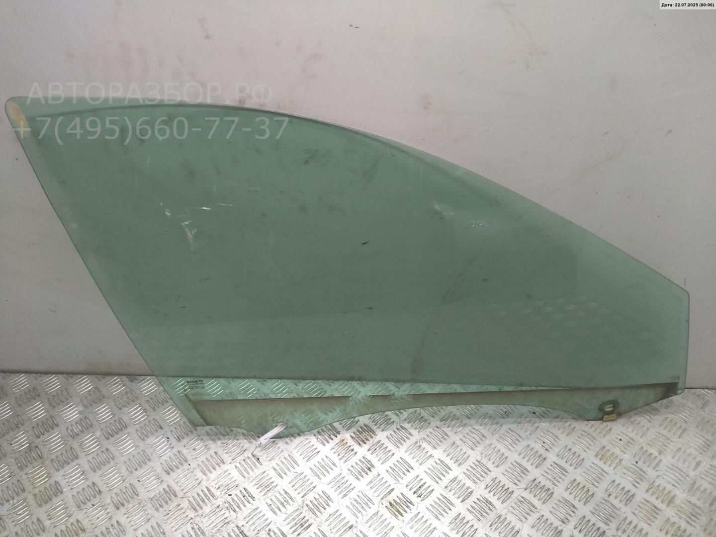 Стекло двери передней правой