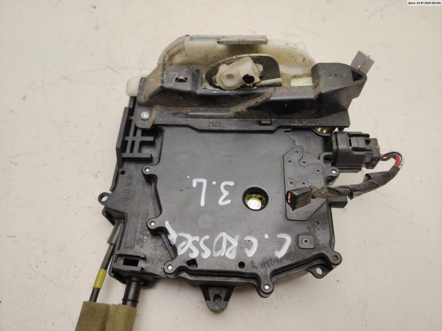 Замок двери задней левой