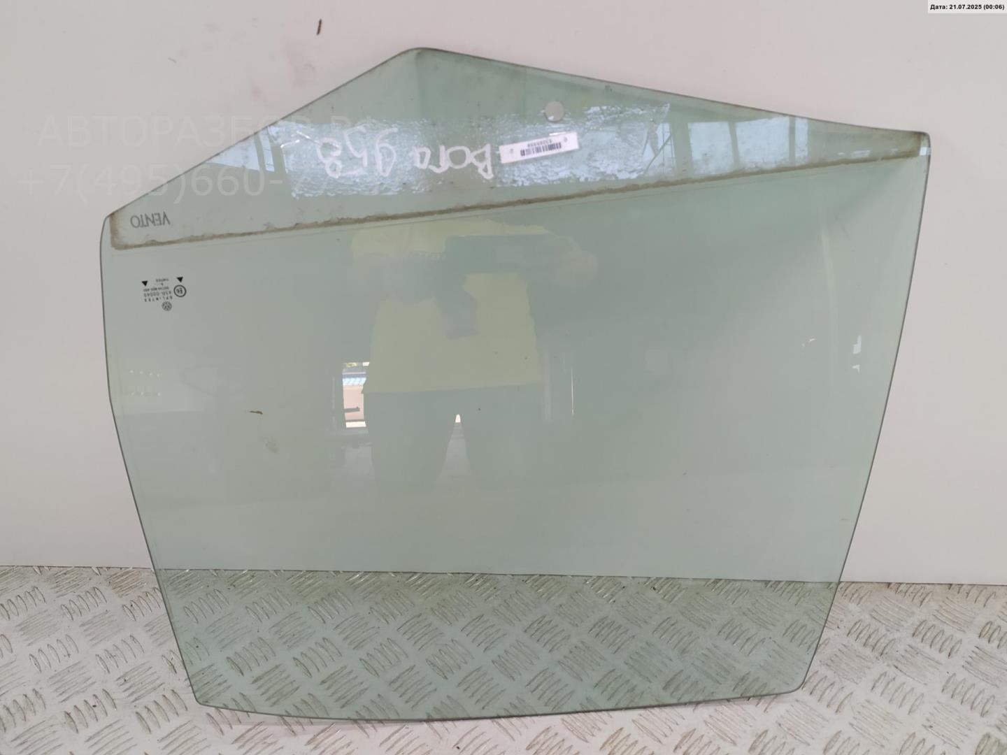 Стекло двери задней левой
