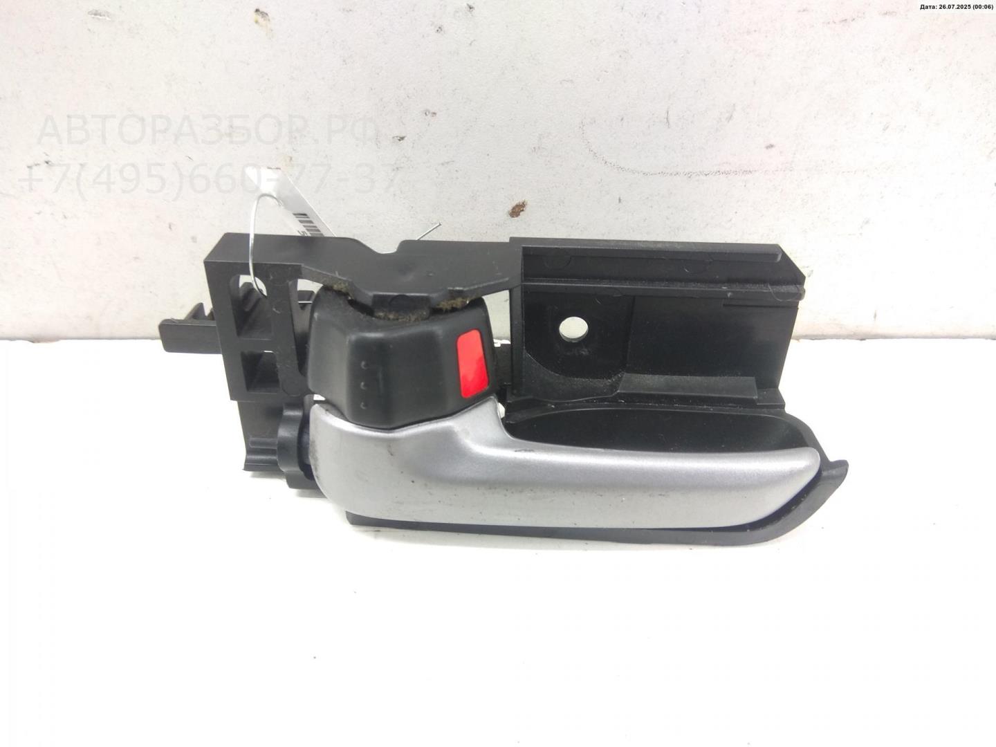 Ручка двери задней внутренняя левая