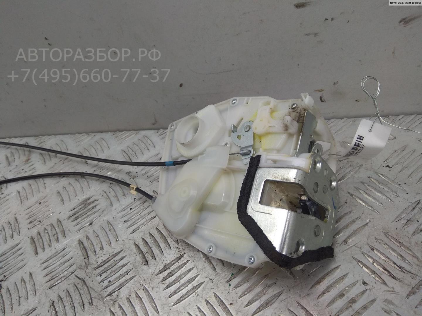 Замок двери задней левой