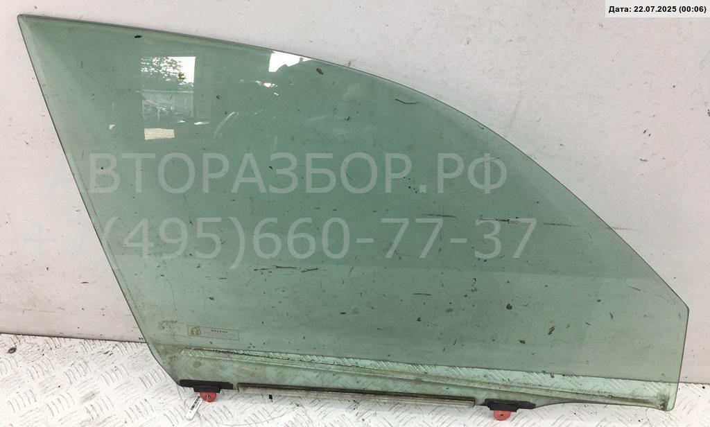 Стекло двери передней правой