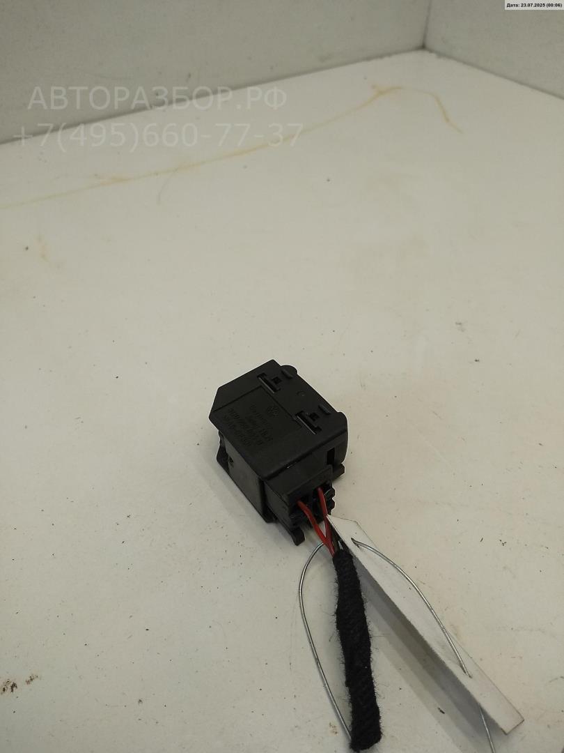 Кнопка стеклоподъемника