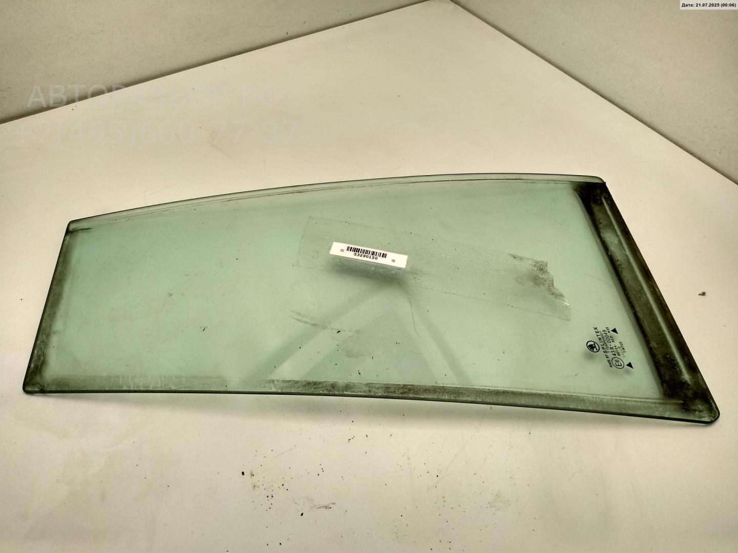 Стекло двери задней правой (форточка)