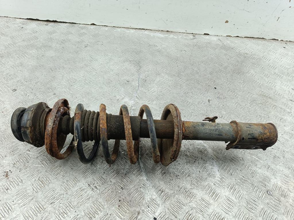 Амортизатор передний правый