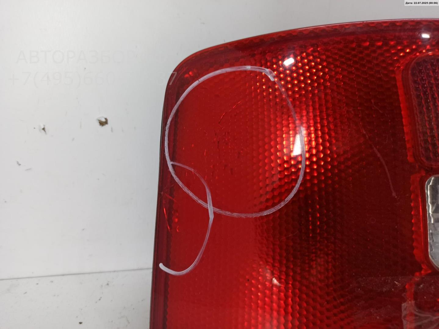 Фонарь задний левый