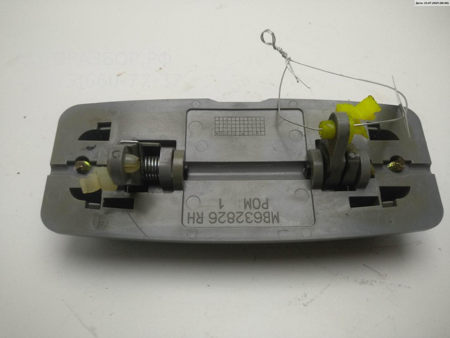 Ручка двери задней внутренняя правая