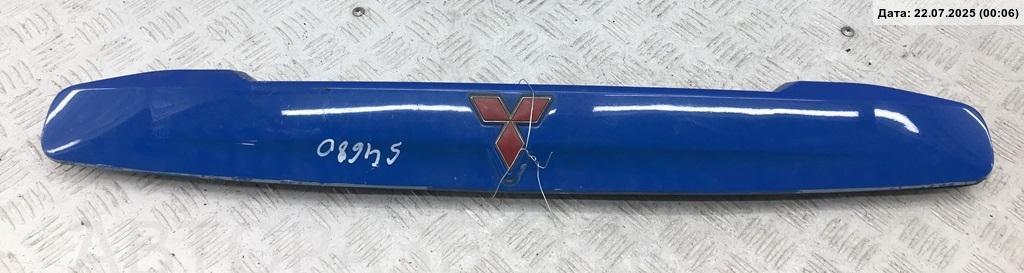 Накладка крышки багажника