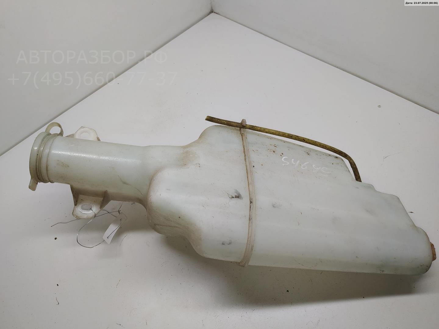 Бачок омывателя лобового стекла