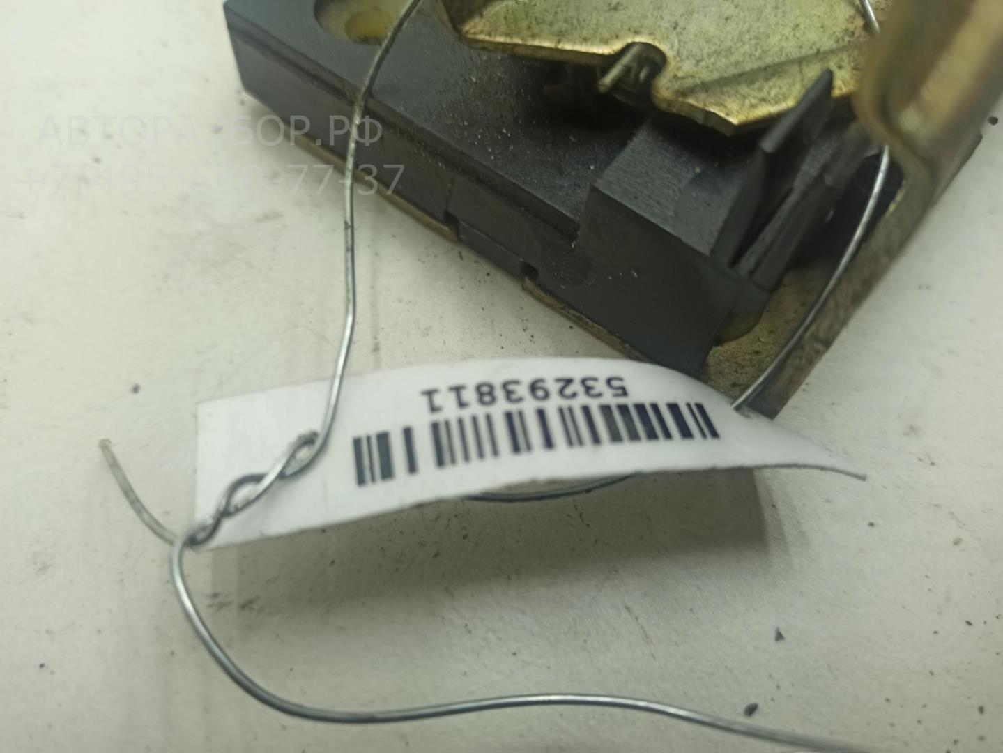 Замок двери передней правой