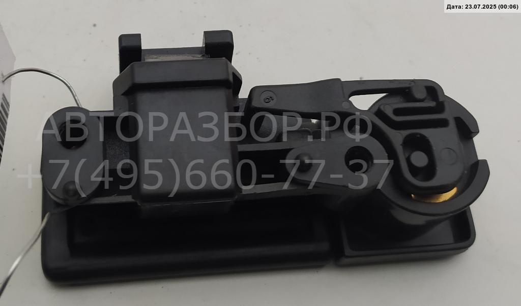 Замок бардачка