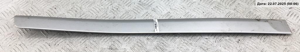 Накладка двери задней правой