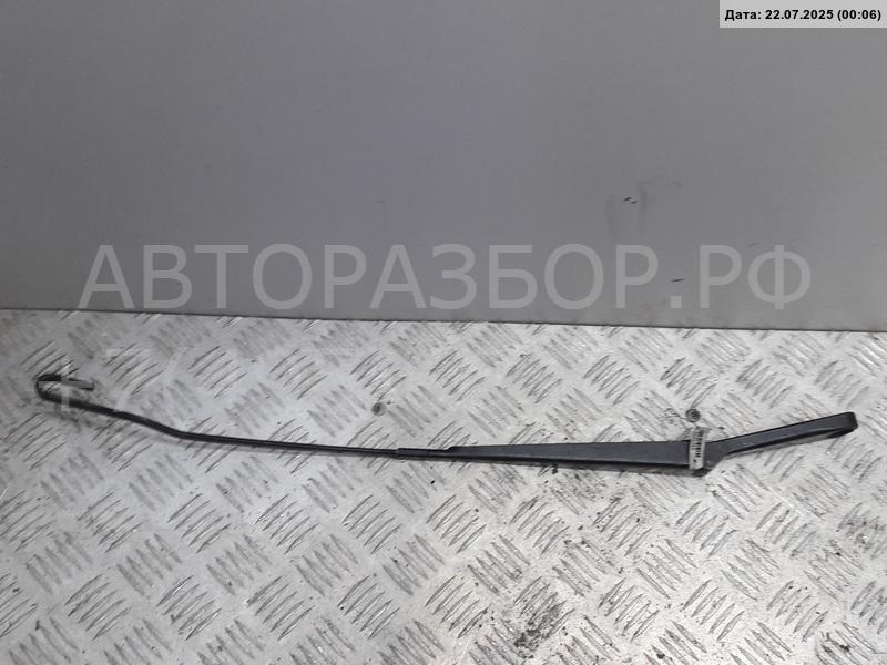 Поводок стеклоочистителя передний правый