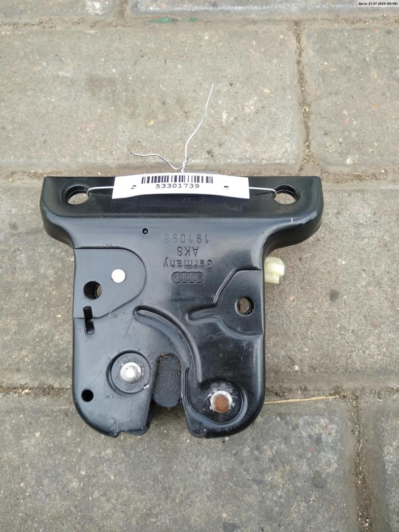 Замок багажника