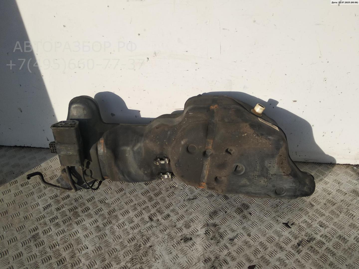 Бак топливный