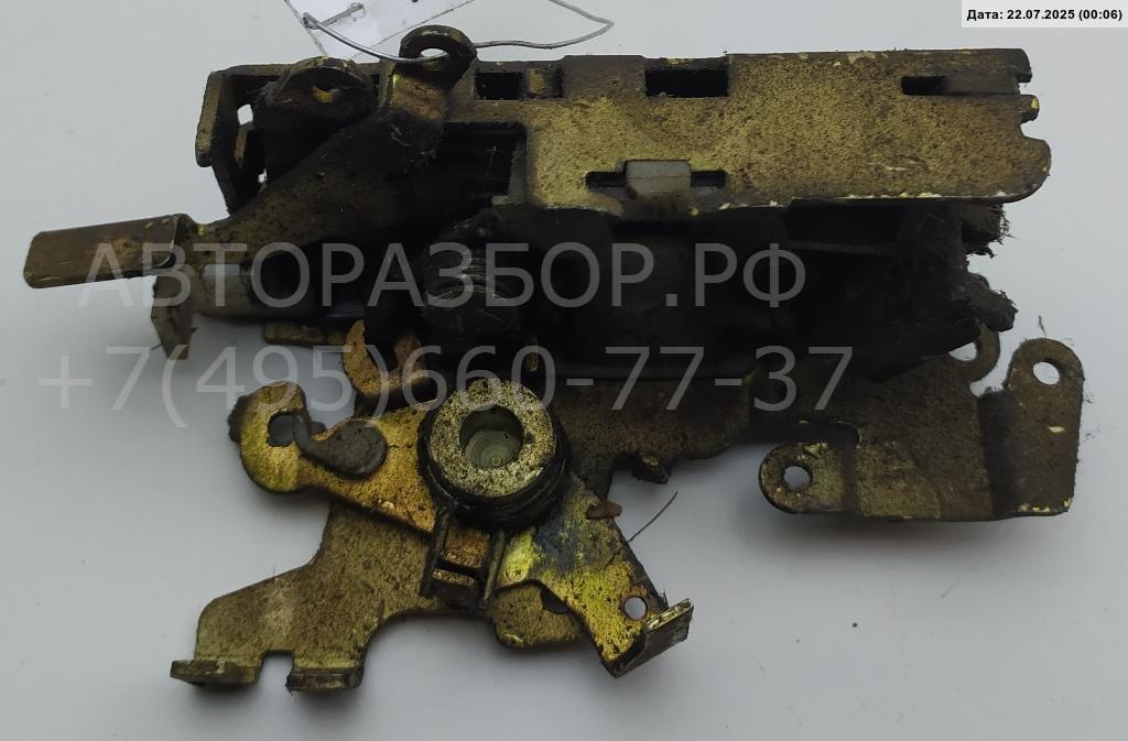 Замок двери передней левой