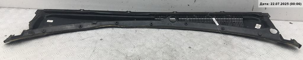 Решетка стеклоочистителей (Жабо)