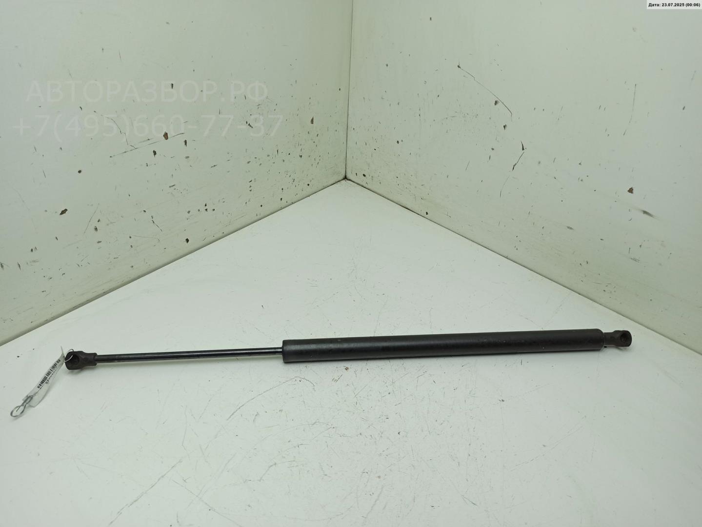 Амортизатор крышки багажника