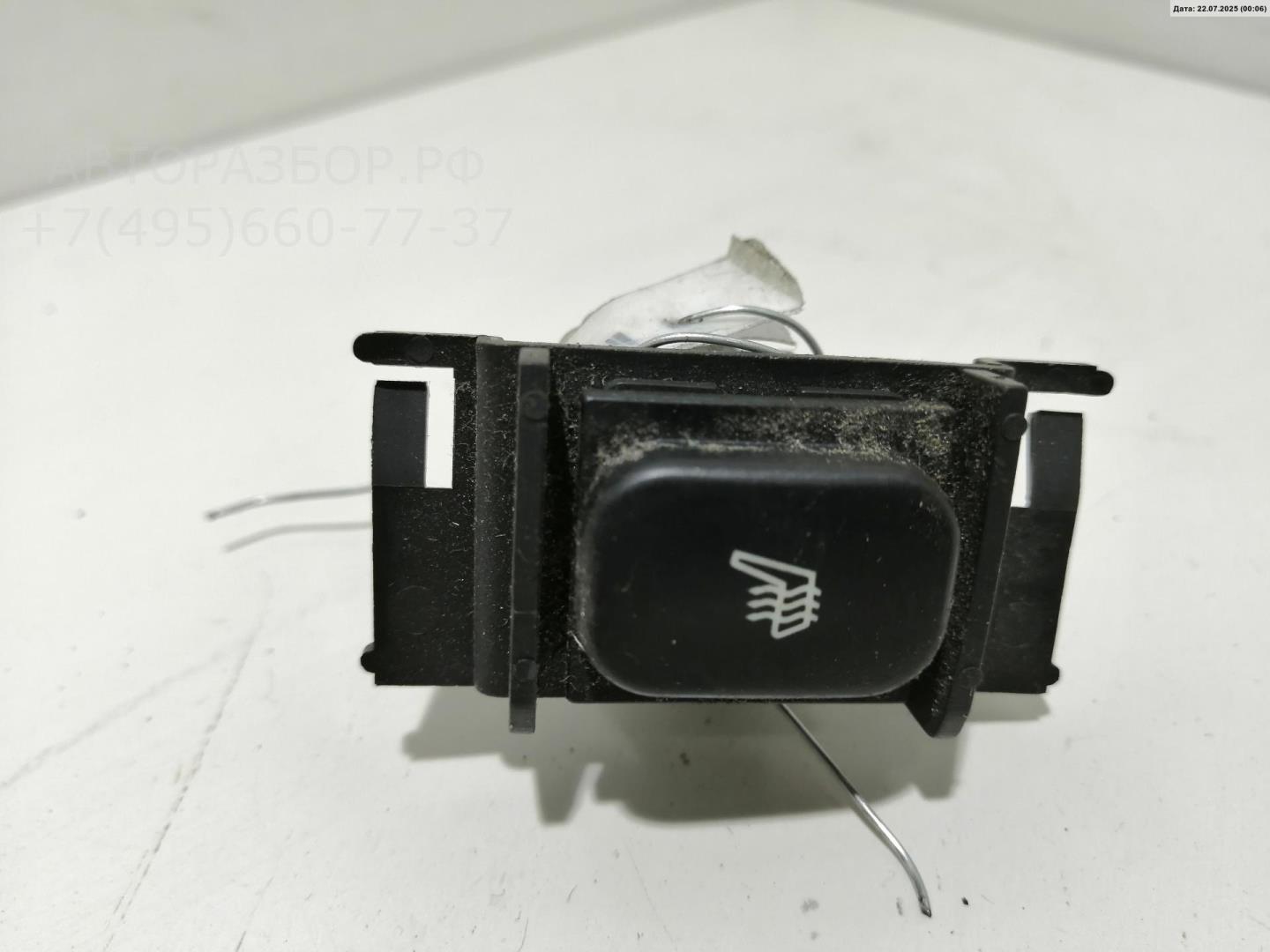 Кнопка обогрева сидений