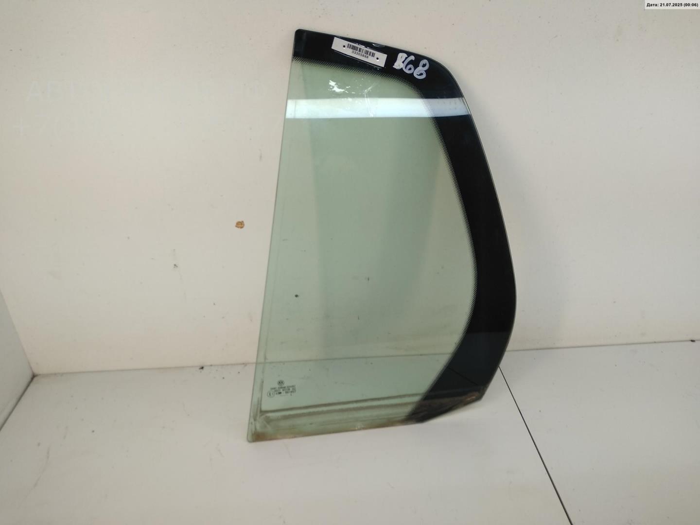 Стекло двери задней левой (форточка)