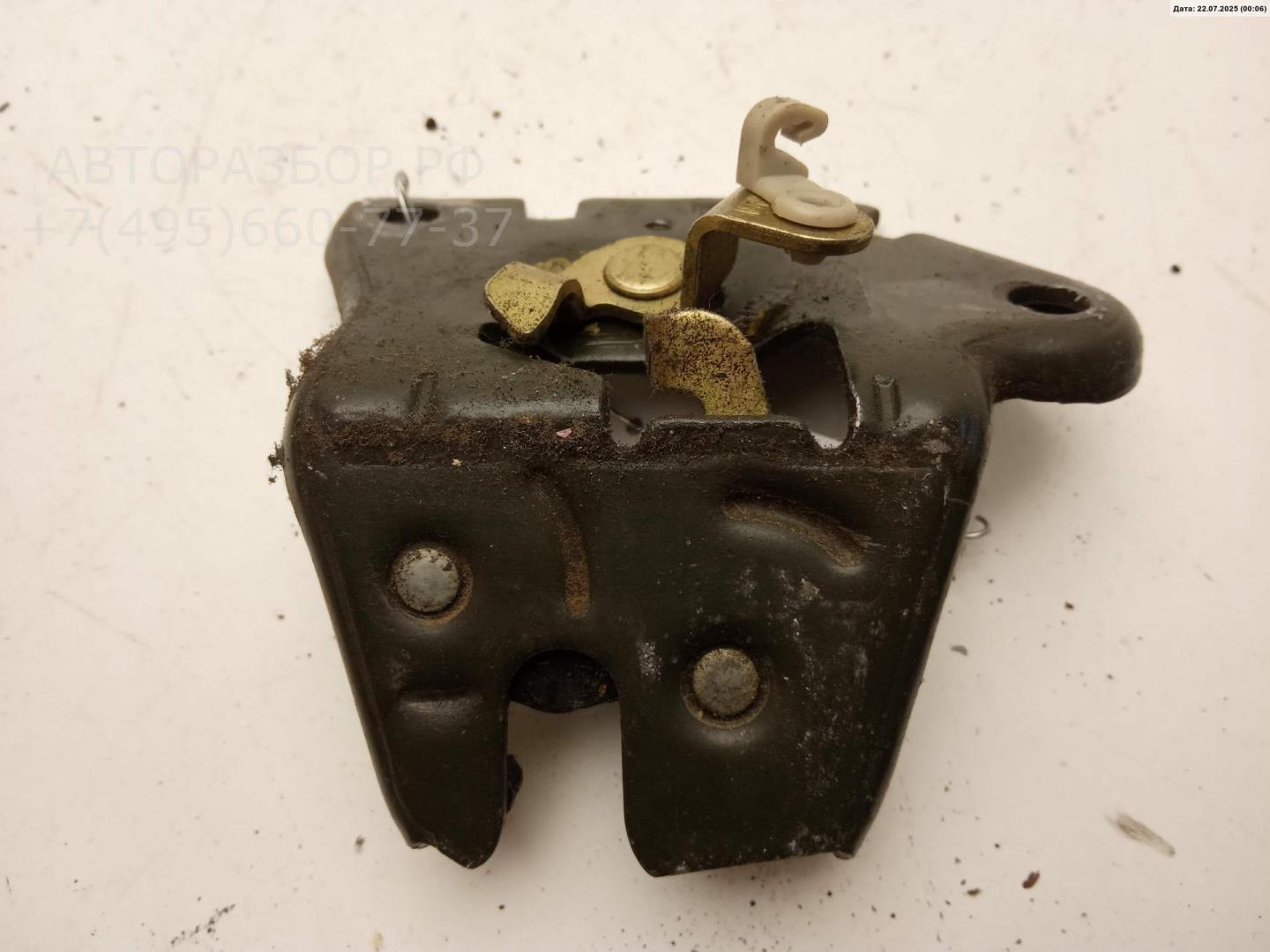 Замок багажника