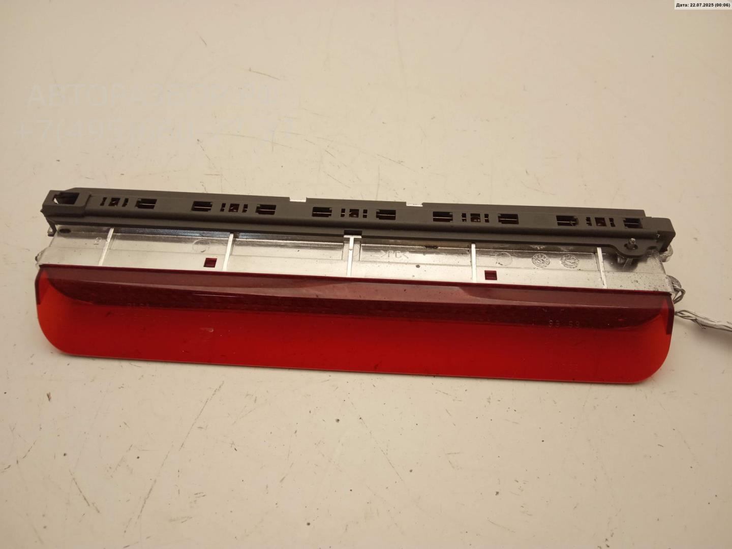 Фонарь задний (стоп сигнал)