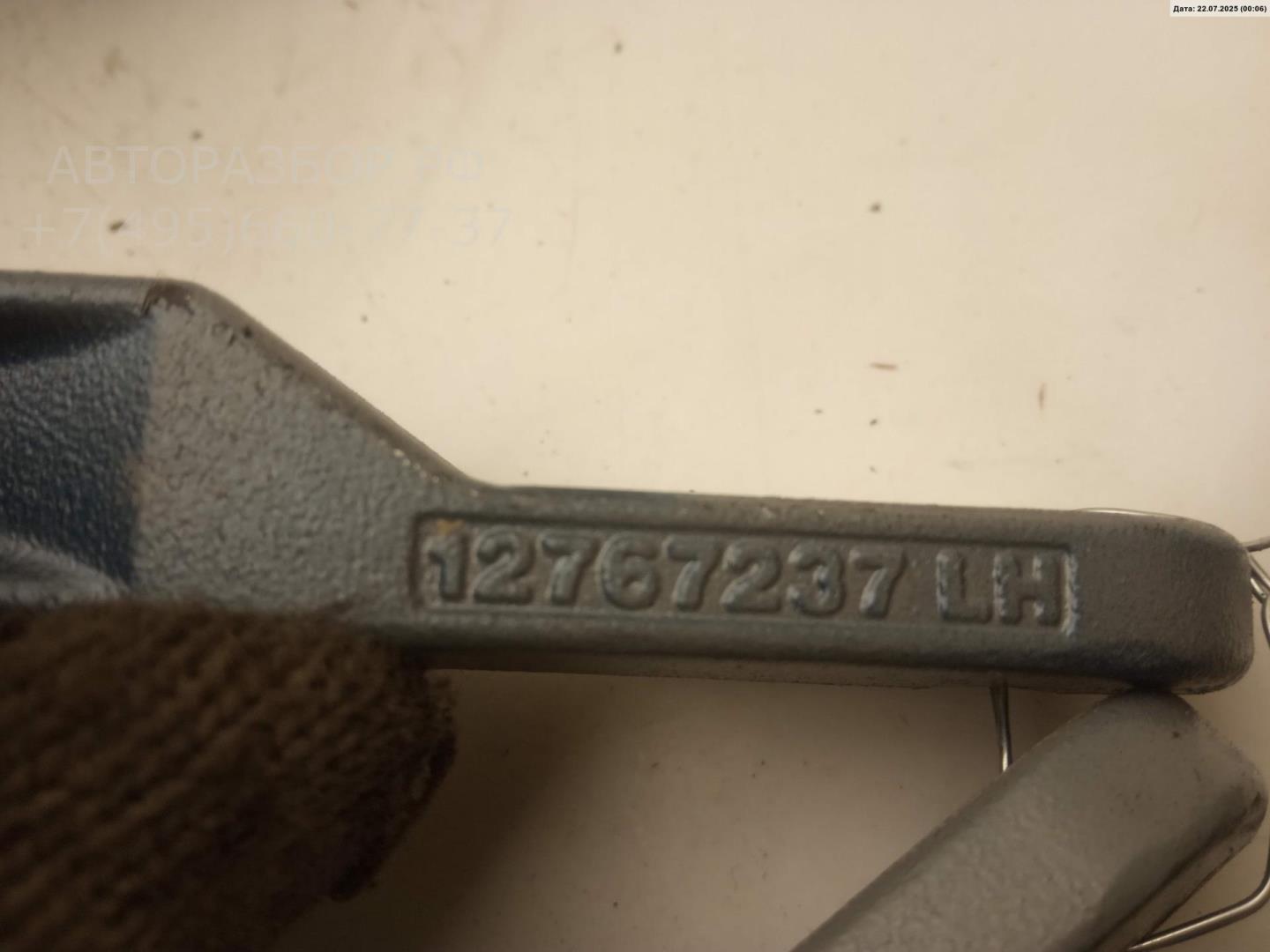 Петля крышки багажника