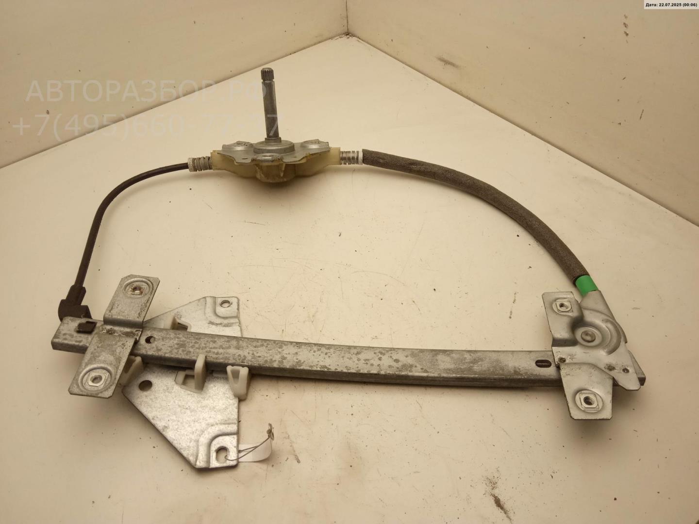 Стеклоподъемник механ. задний правый