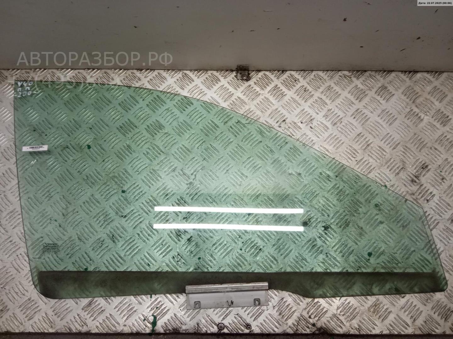 Стекло двери передней правой