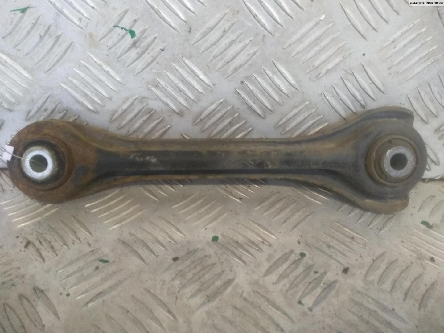 Рычаг задний