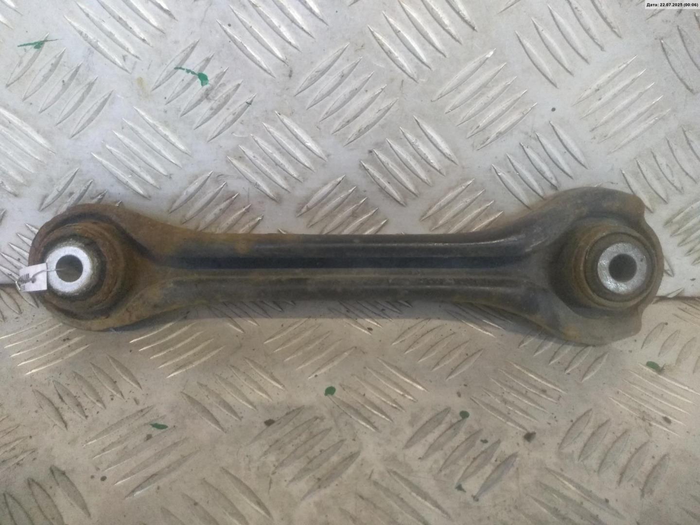 Рычаг задний
