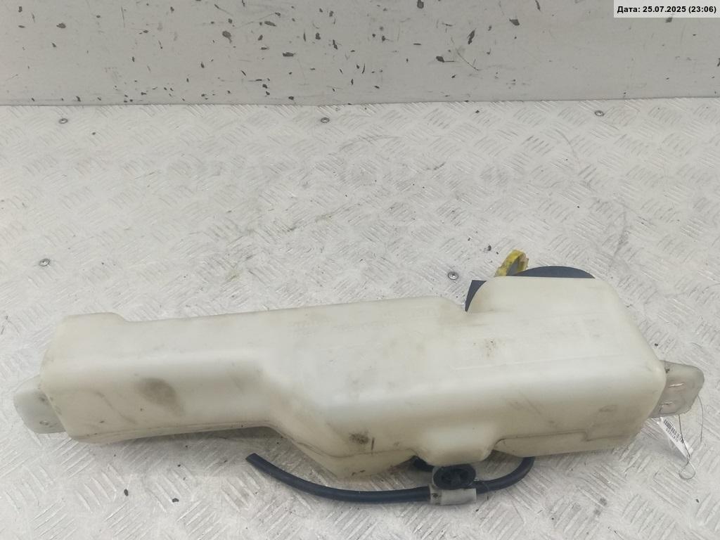 Бачок омывателя лобового стекла