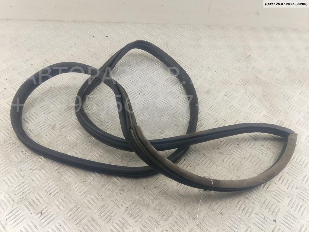 Уплотнитель двери