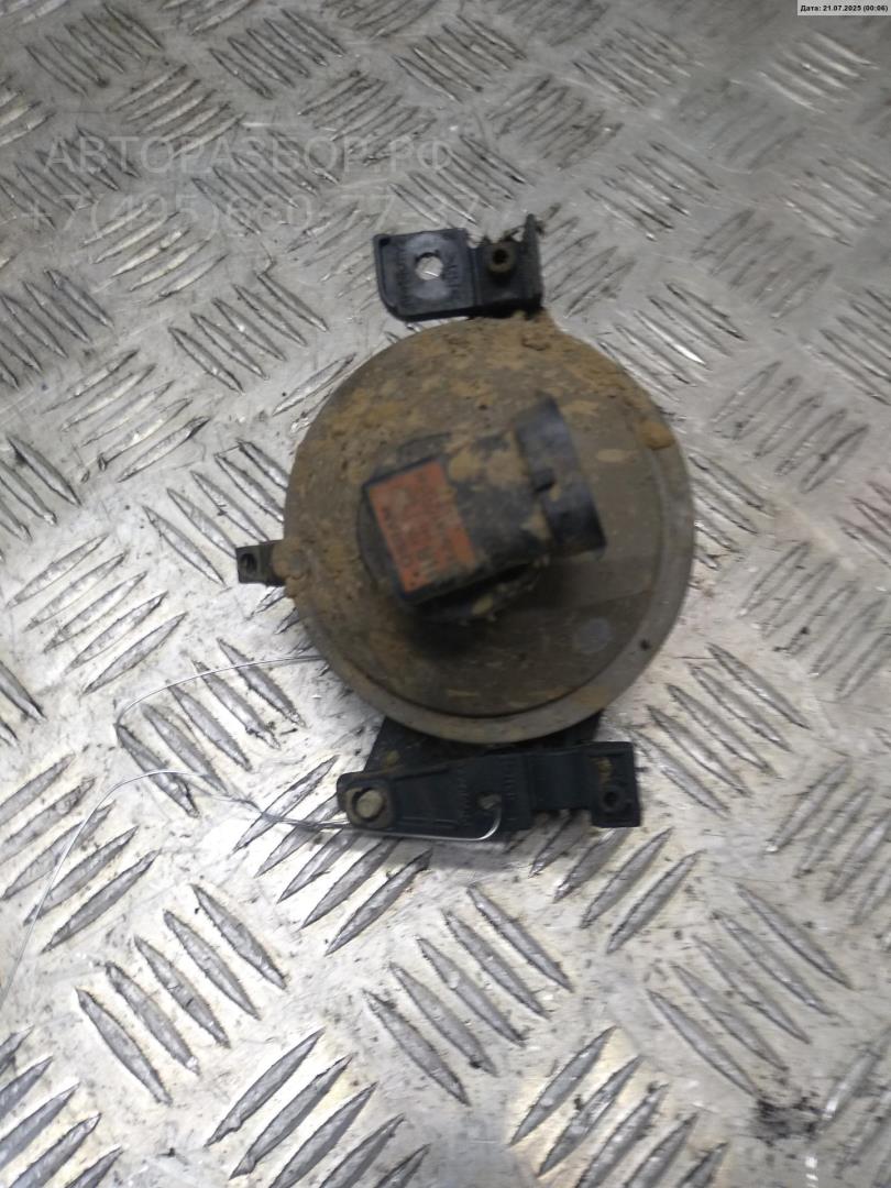 Фара противотуманная правая