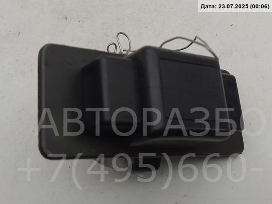 Замок бардачка