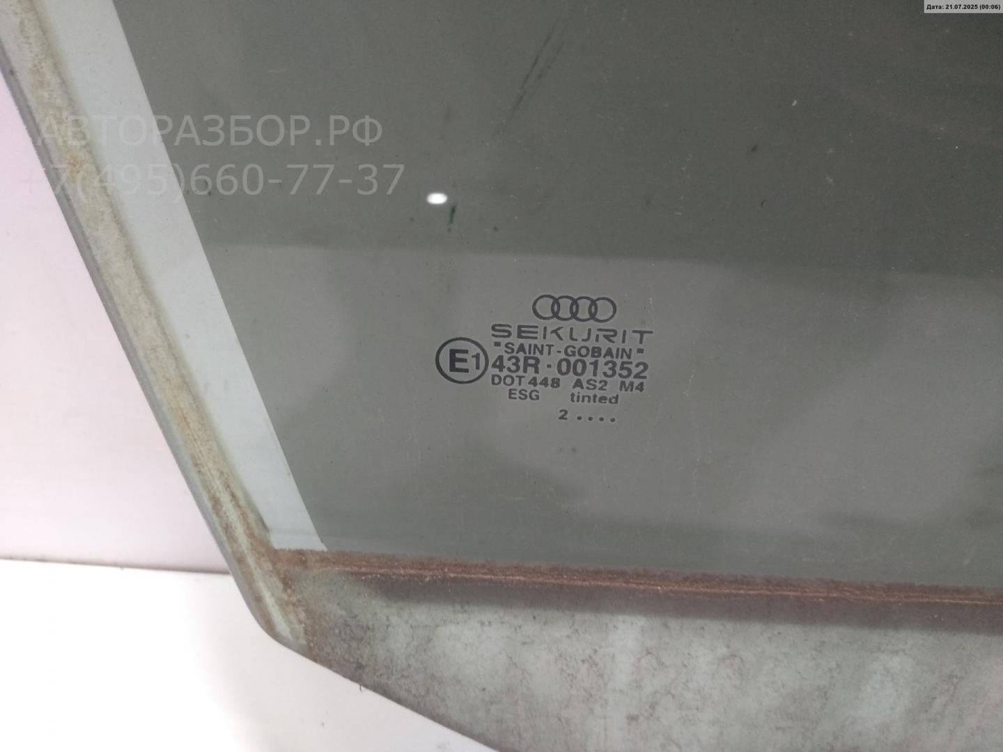 Стекло двери передней правой