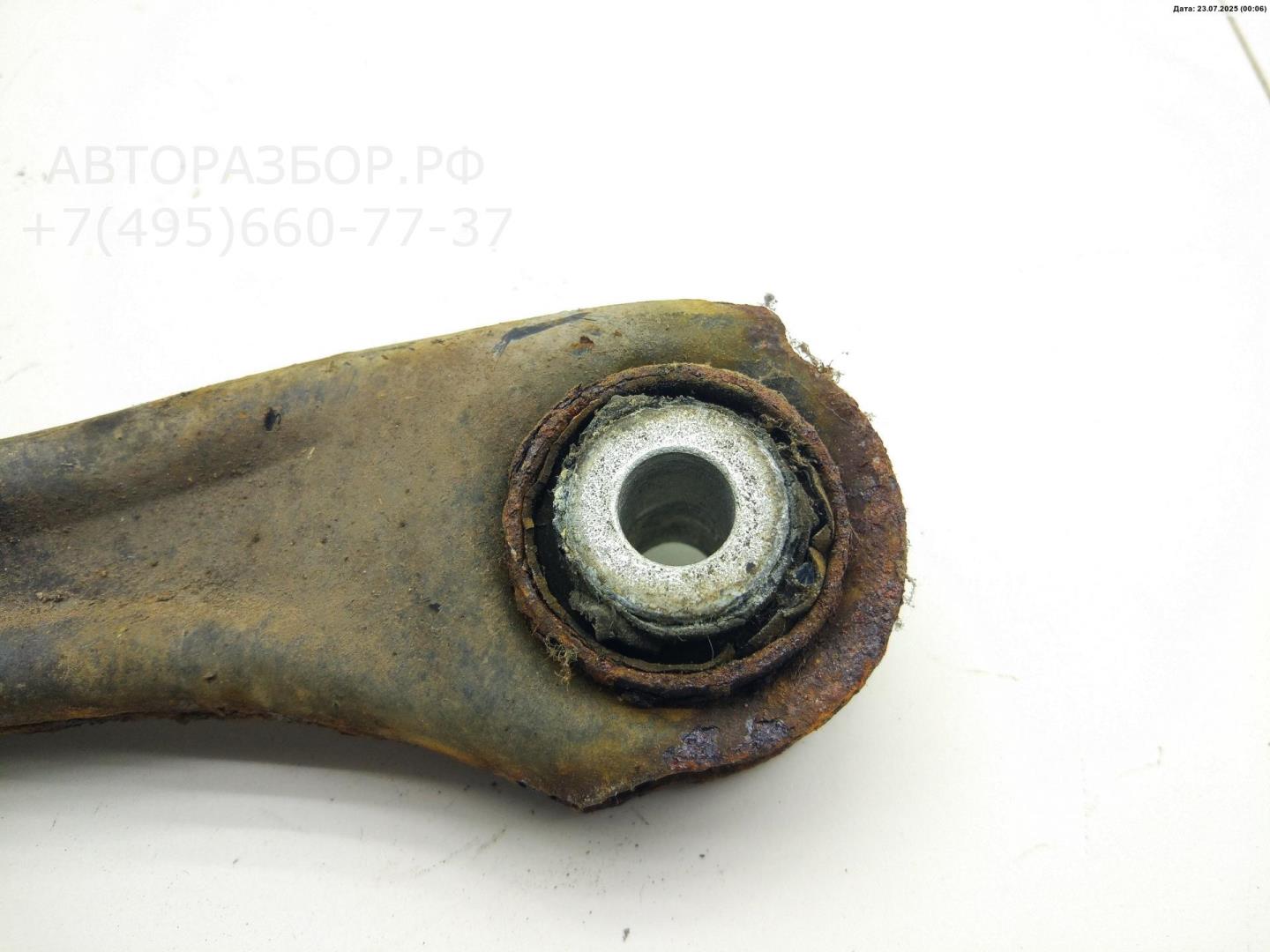 Рычаг задний правый