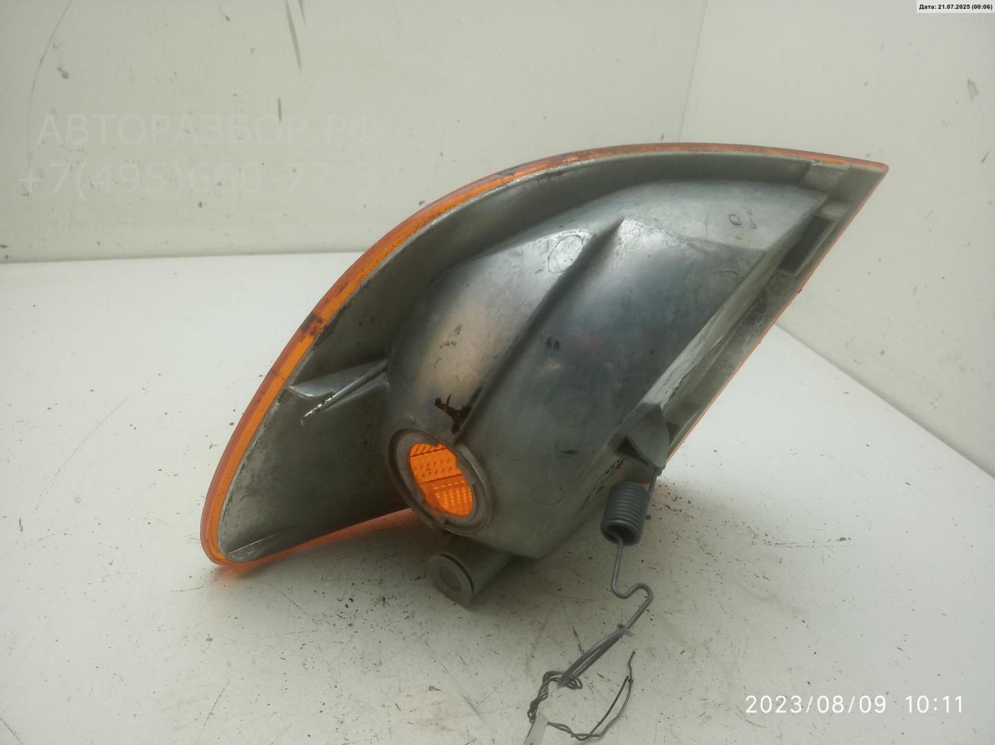 Указатель поворота правый