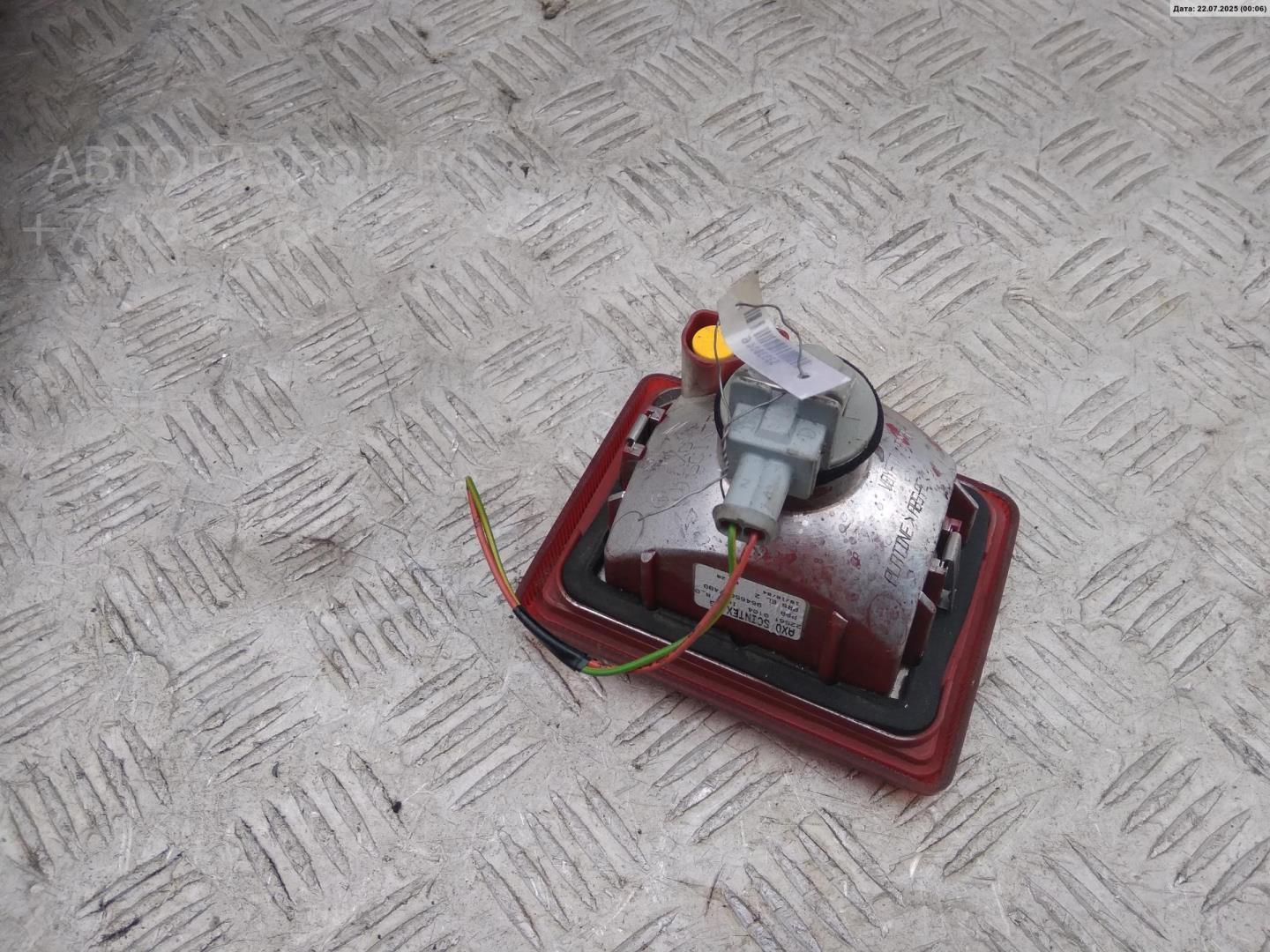 Фонарь задний в бампер левый