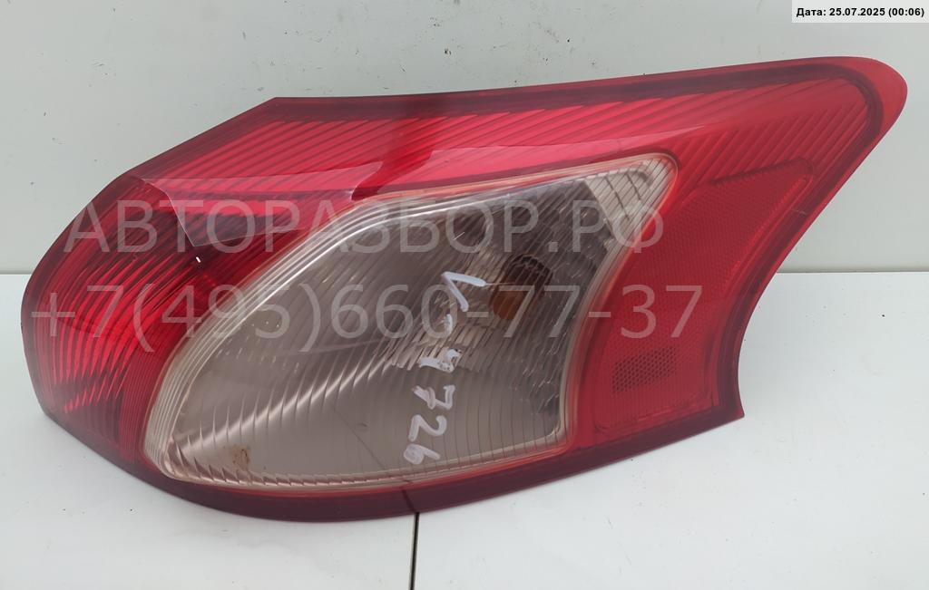 Фонарь задний правый
