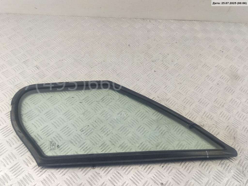 Стекло двери передней левой (форточка)