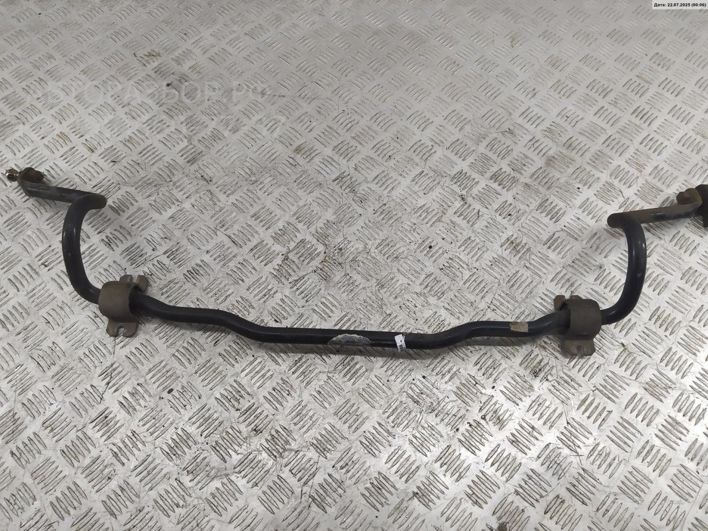 Стабилизатор передний