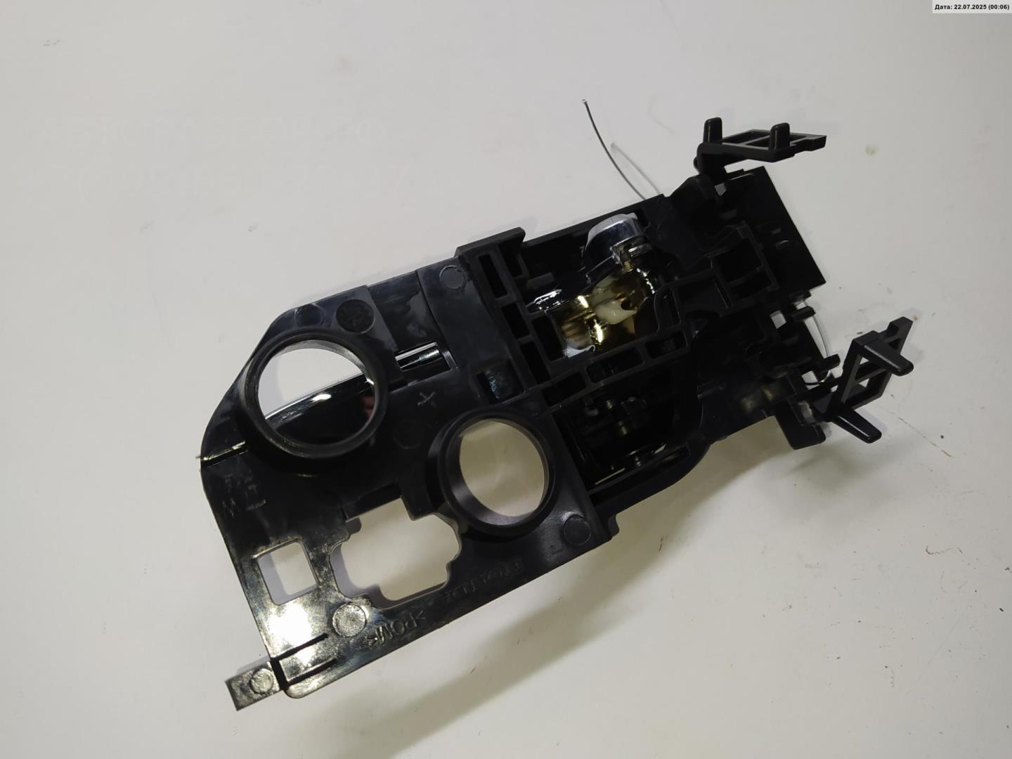 Ручка двери задней внутренняя правая